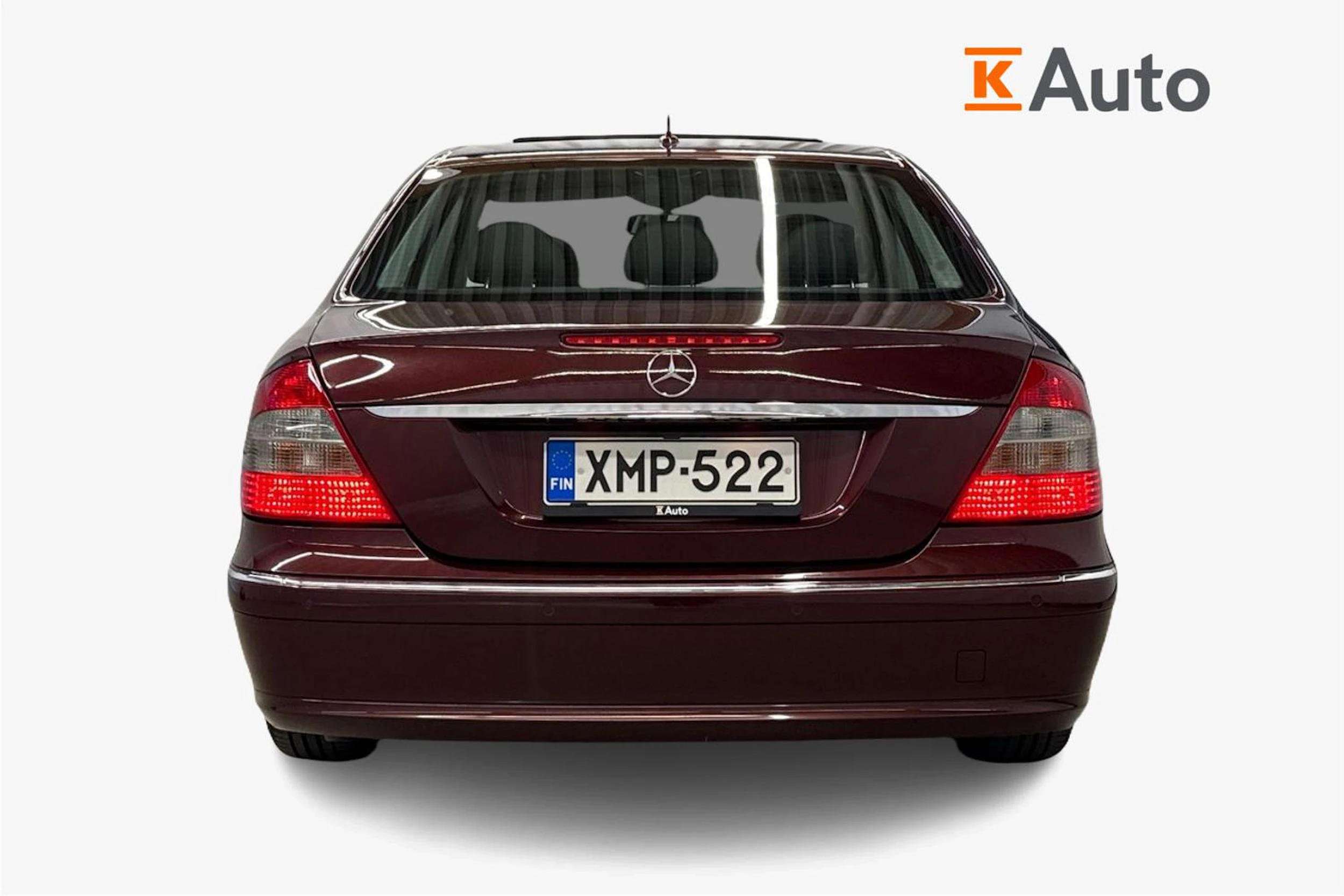 punainen Mercedes-Benz E 2006 kuva 4.