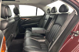 punainen Mercedes-Benz E 2006 kuva 11.