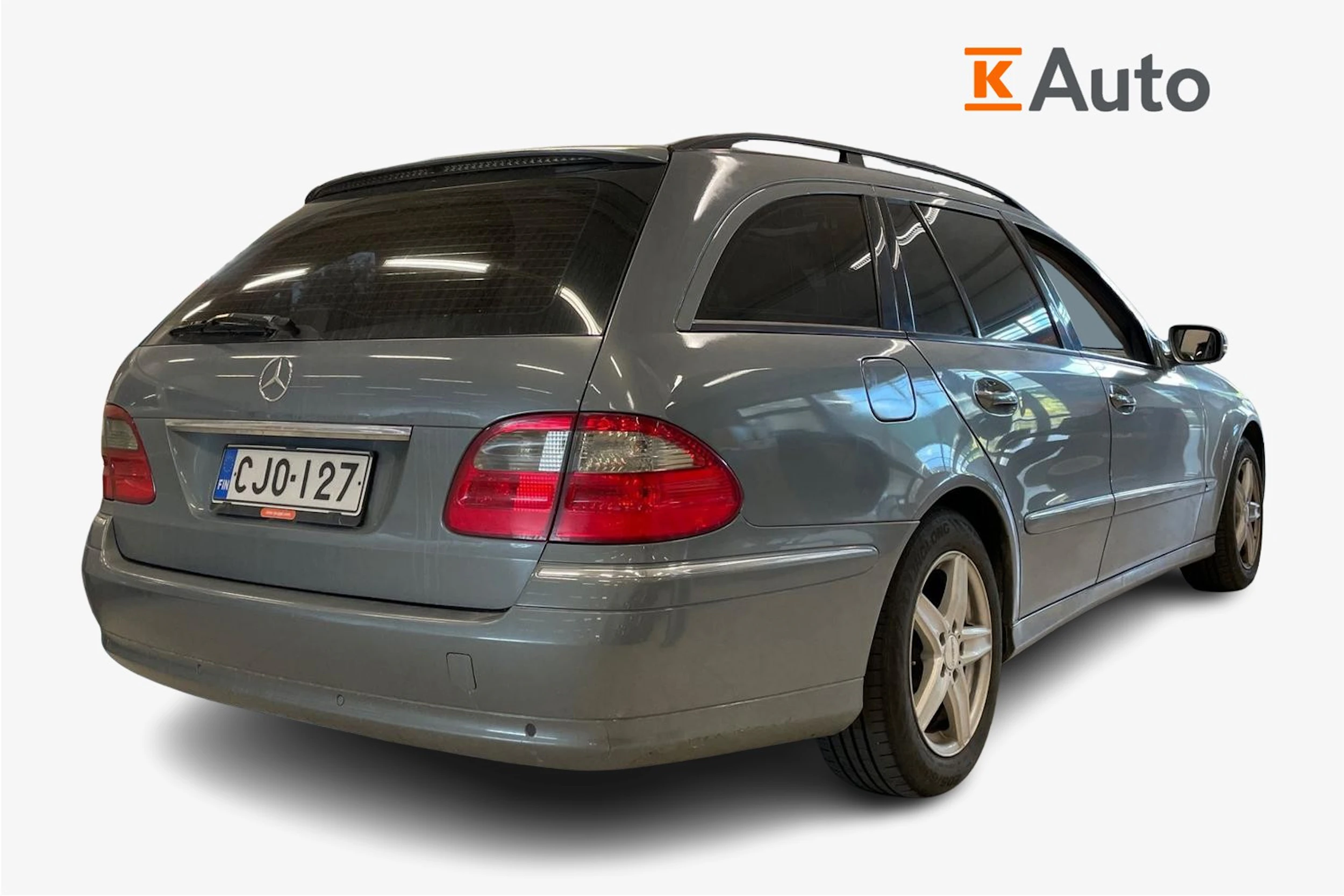 Harmaa Mercedes-Benz E 2007 kuva 2.