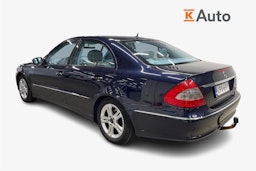 Sininen Mercedes-Benz E 2007 kuva 2.