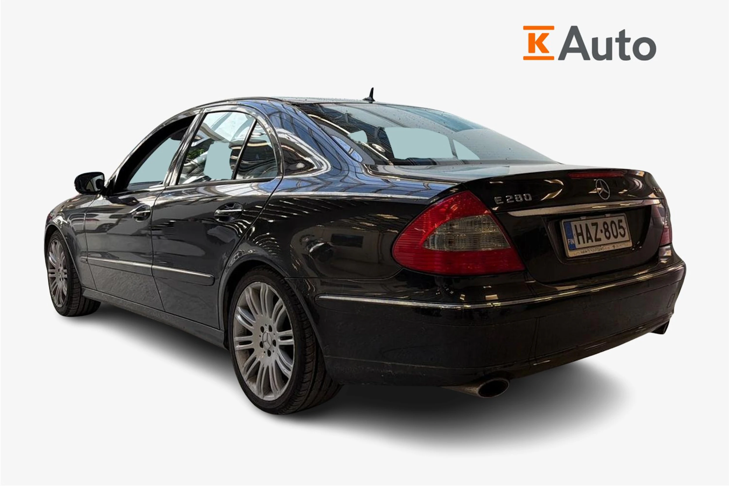 Musta Mercedes-Benz E 2007 kuva 3.