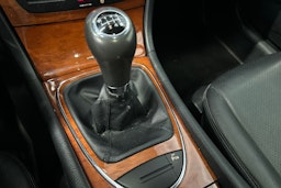 musta Mercedes-Benz E 2007 kuva 17.