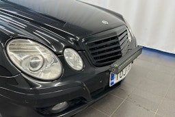 musta Mercedes-Benz E 2007 kuva 20.