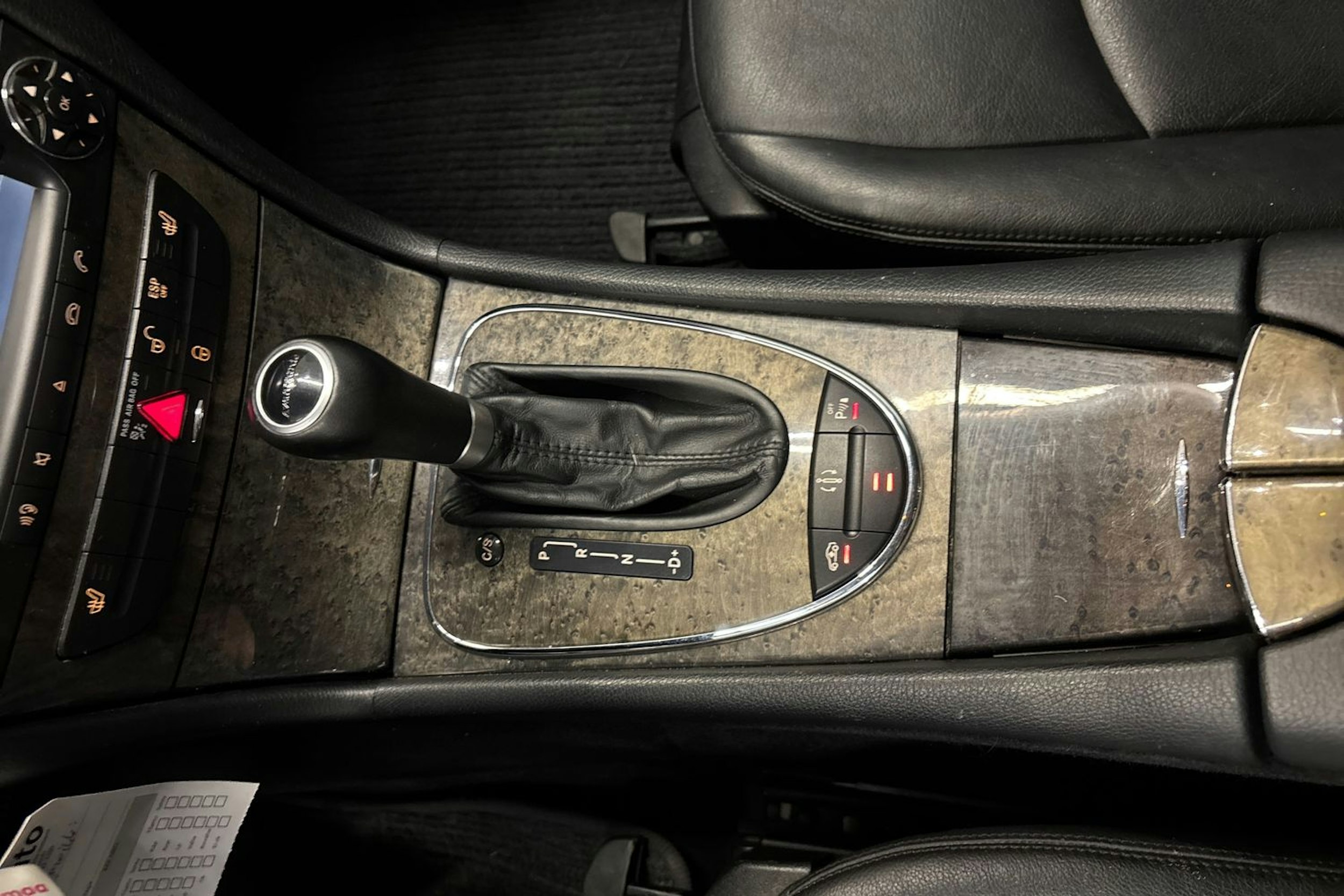 harmaa Mercedes-Benz E 2007 kuva 17.