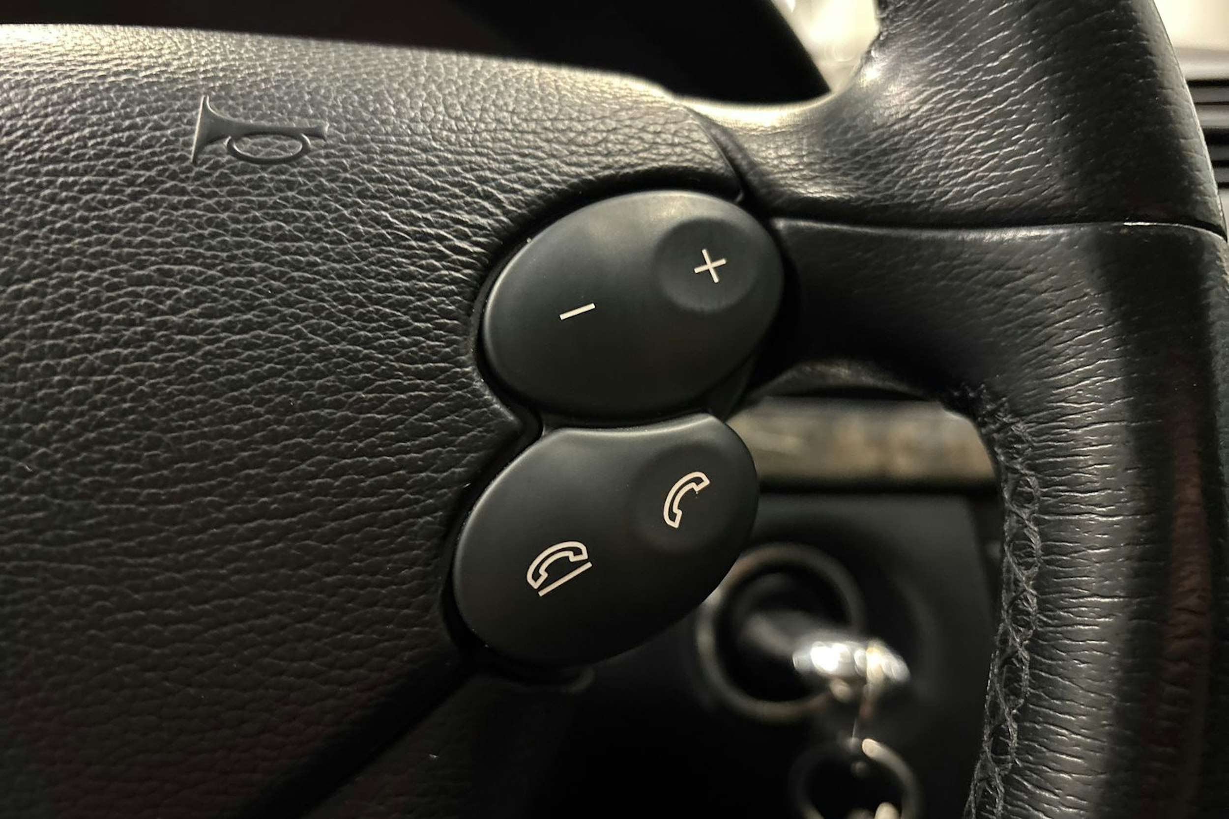 harmaa Mercedes-Benz E 2007 kuva 19.