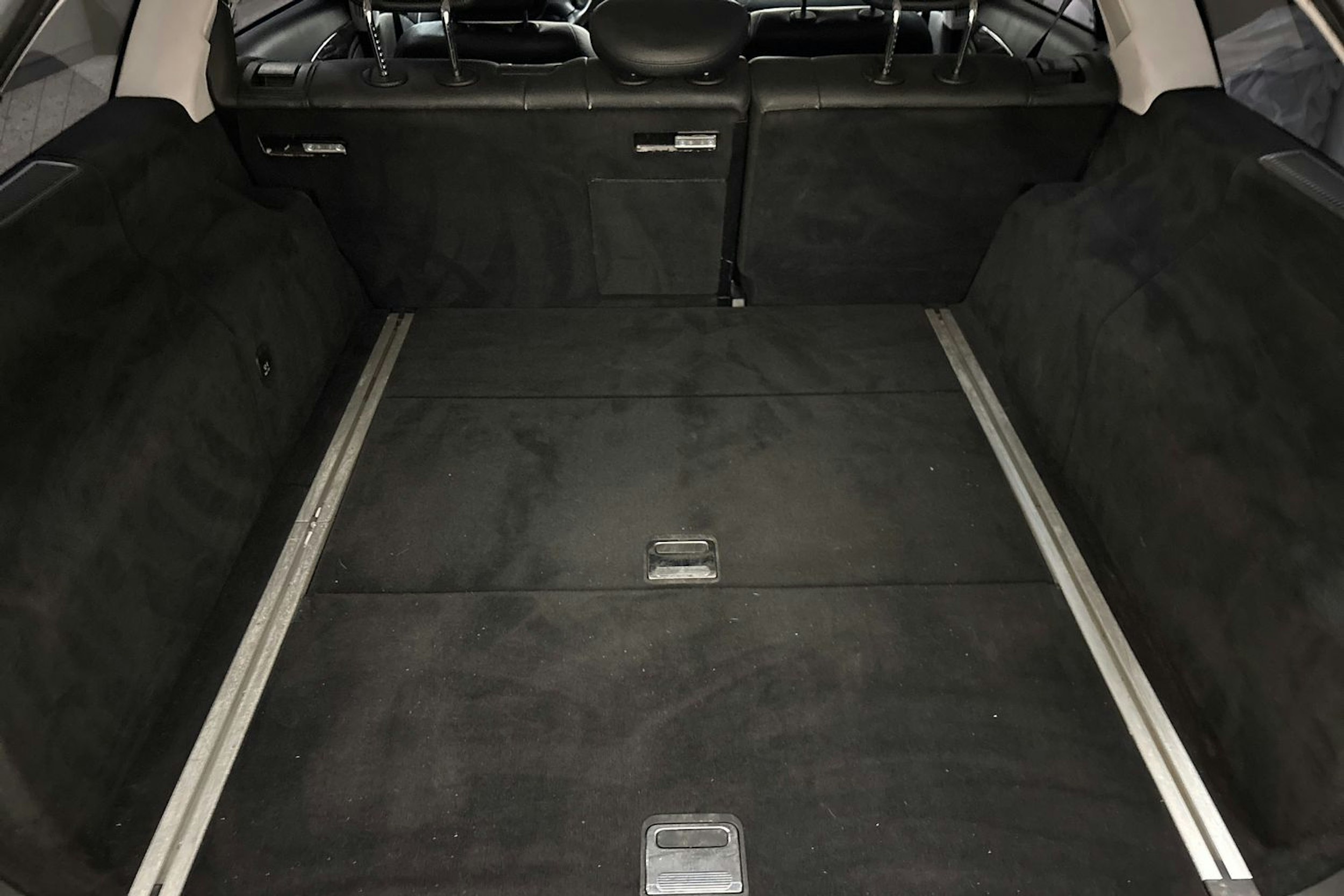 harmaa Mercedes-Benz E 2007 kuva 21.