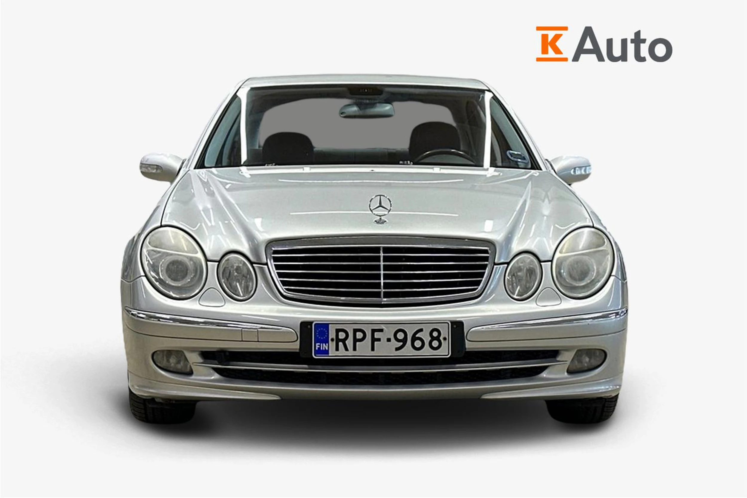 harmaa Mercedes-Benz E 2007 kuva 5.
