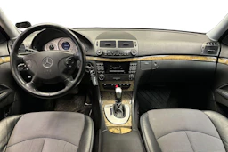 harmaa Mercedes-Benz E 2007 kuva 9.