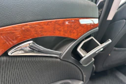 Musta Mercedes-Benz E 2007 kuva 15.