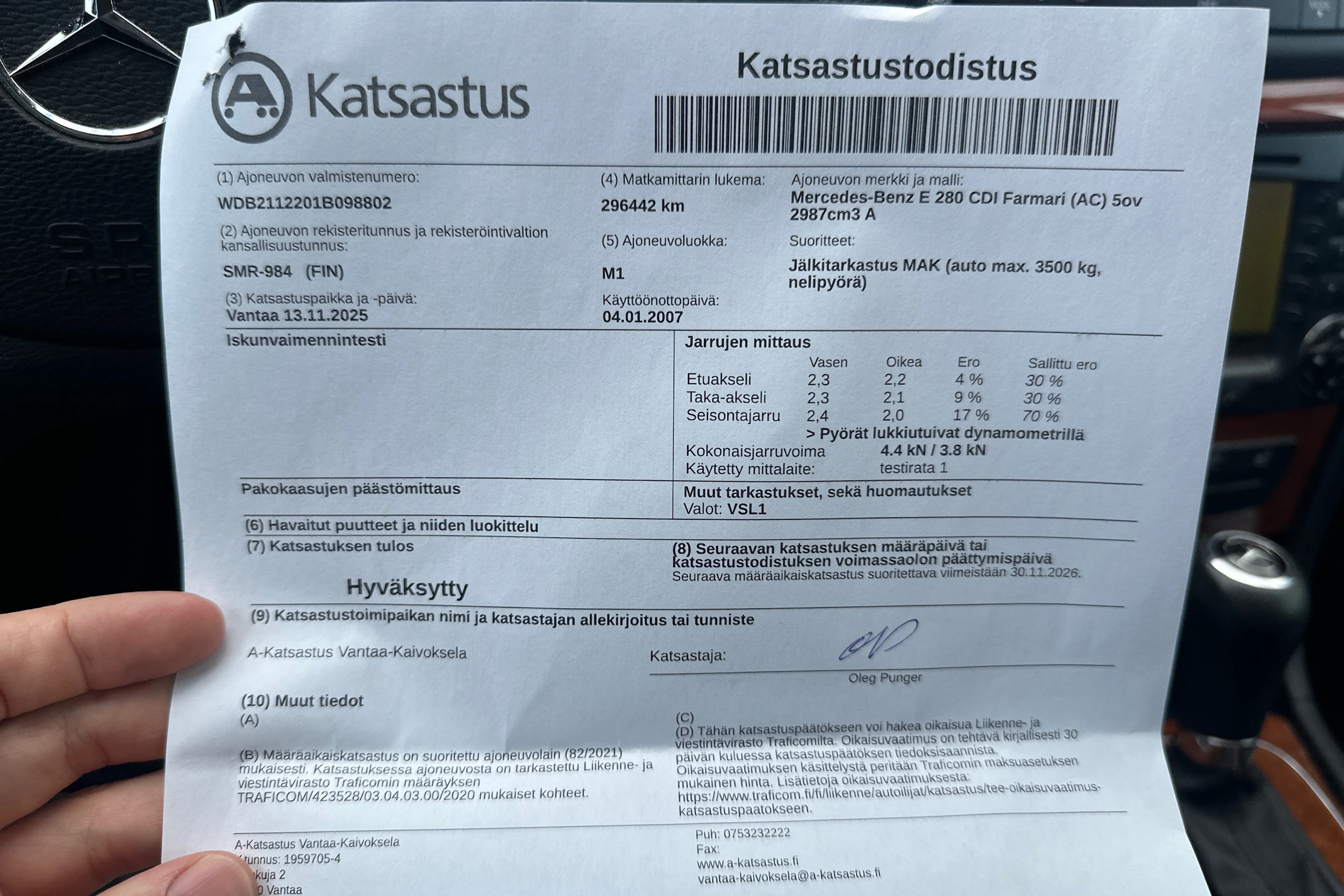 Musta Mercedes-Benz E 2007 kuva 20.