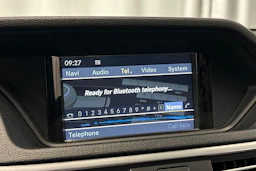 musta Mercedes-Benz E 2009 kuva 23.