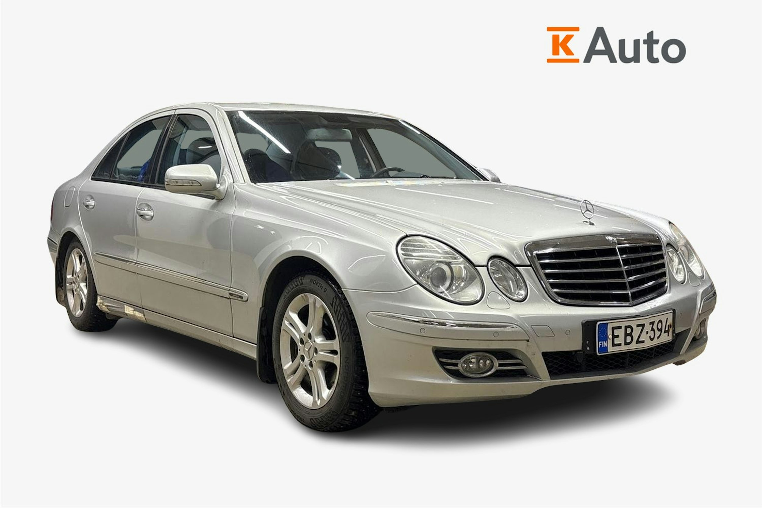 harmaa Mercedes-Benz E 2009 kuva 2.