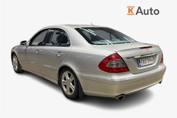 harmaa Mercedes-Benz E 2009 kuva 3.