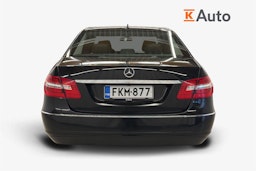 musta Mercedes-Benz E 2009 kuva 3.