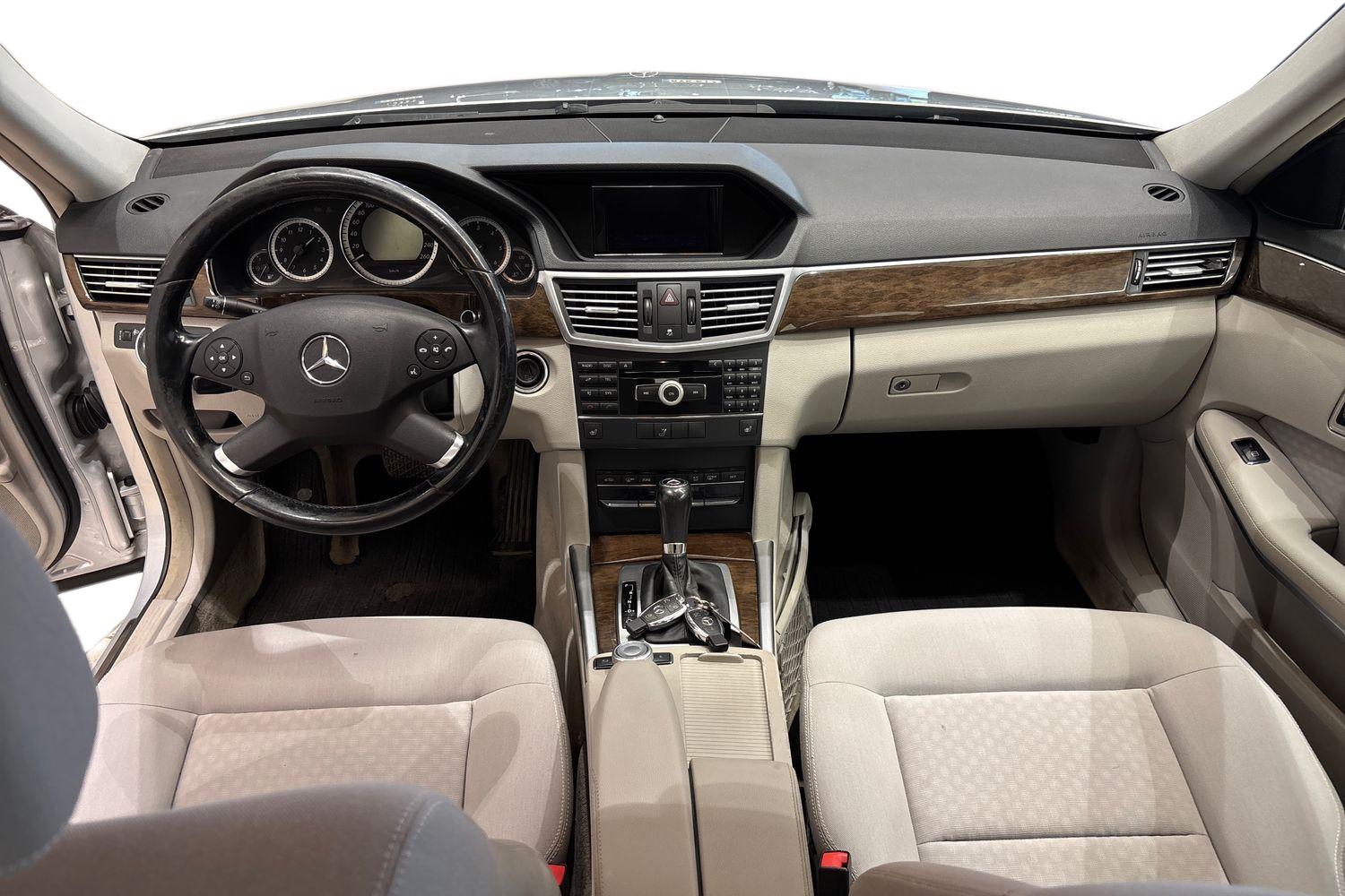 Mercedes-Benz E 220 CDI BE A Business 2009, bild 7/26