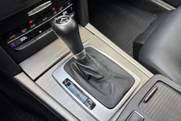 sininen Mercedes-Benz E 2009 kuva 17.