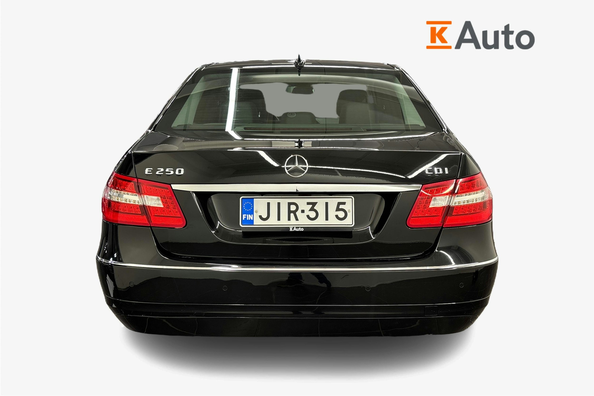 musta Mercedes-Benz E 2009 kuva 3.