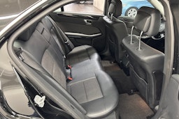 musta Mercedes-Benz E 2009 kuva 16.