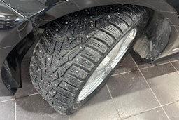 musta Mercedes-Benz E 2009 kuva 18.