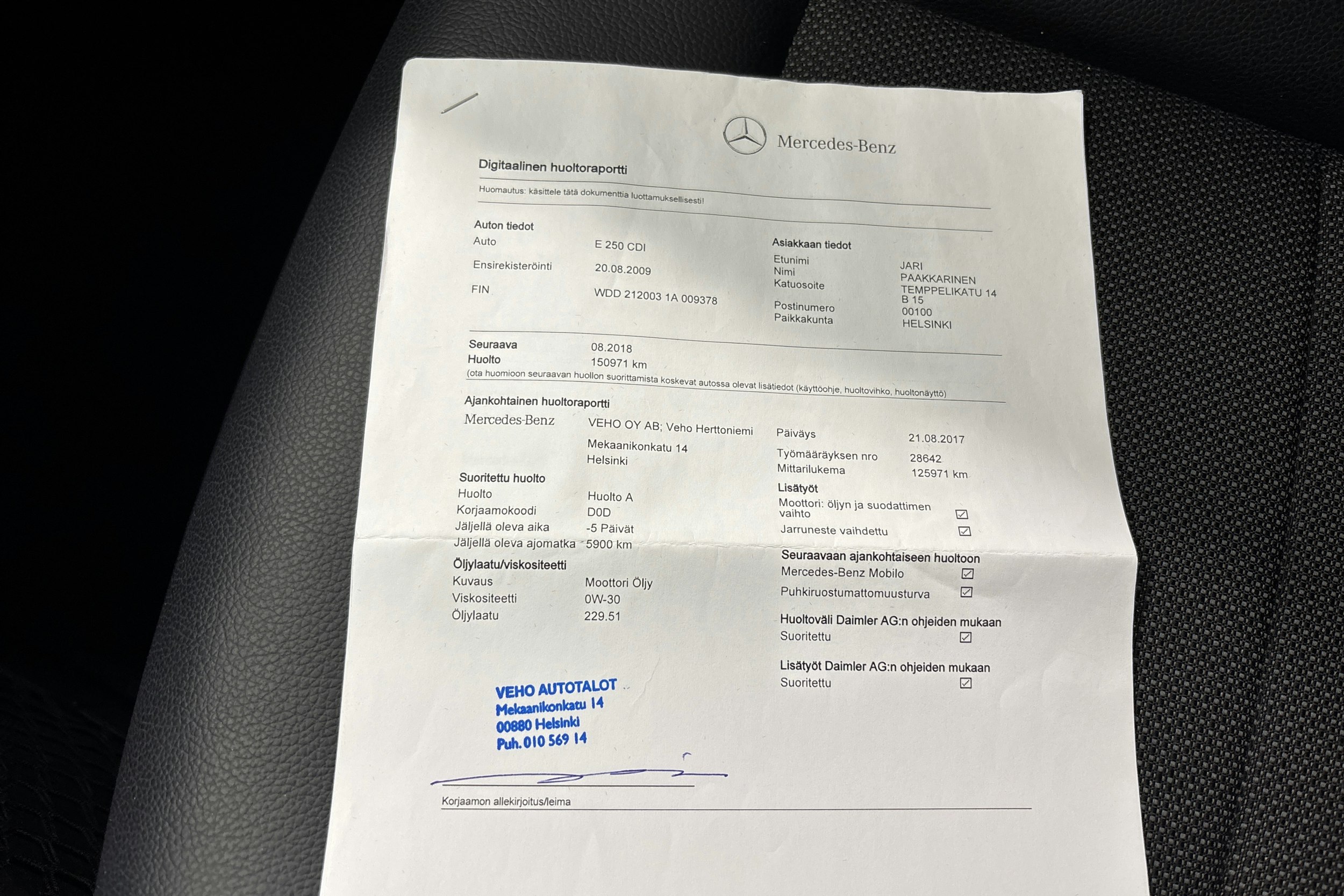 musta Mercedes-Benz E 2009 kuva 24.