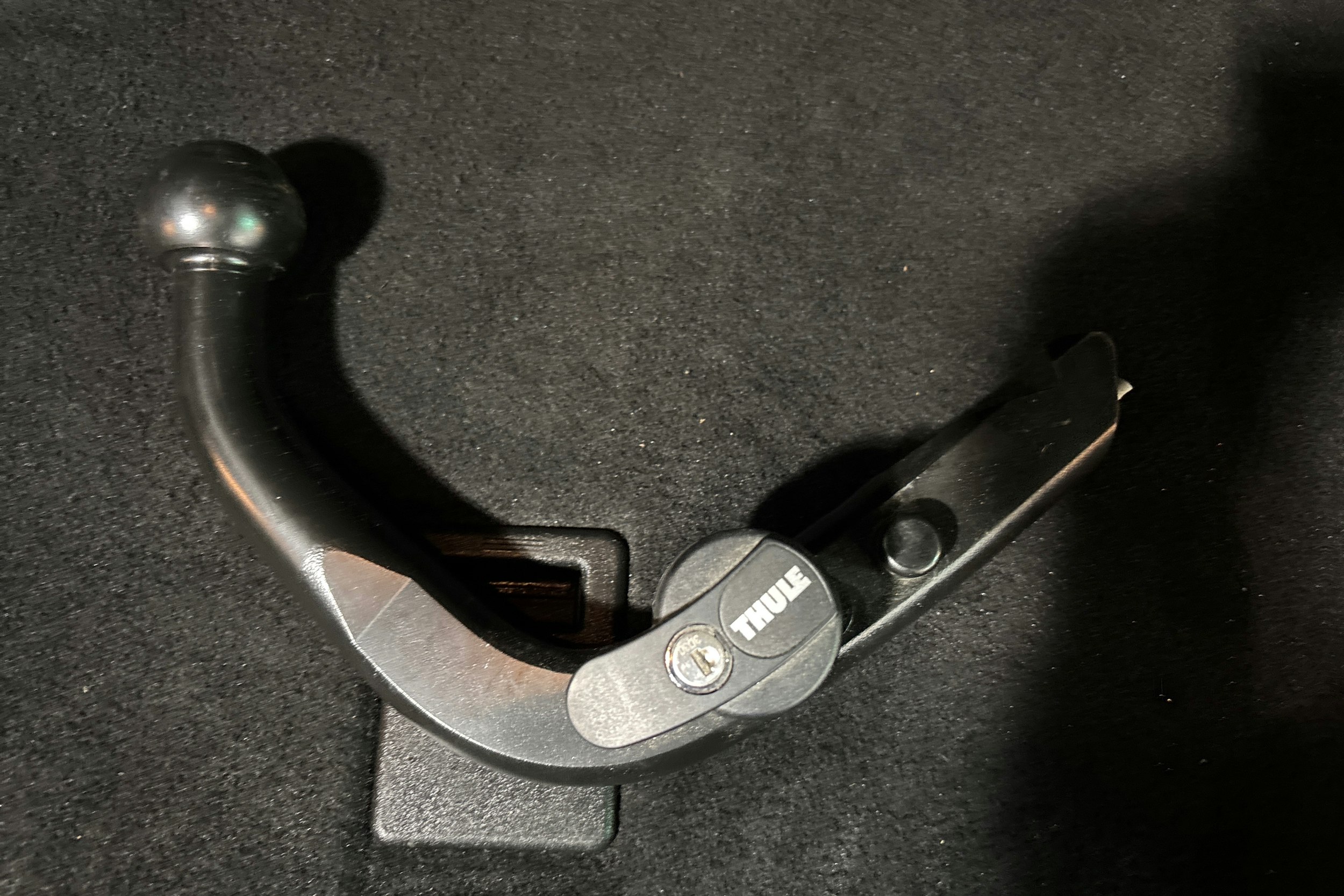 musta Mercedes-Benz E 2009 kuva 26.