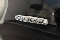 musta Mercedes-Benz E 2009 kuva 28.