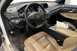 valkoinen Mercedes-Benz E 2009 kuva 3.