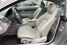 harmaa Mercedes-Benz E 2010 kuva 4.