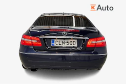 sininen Mercedes-Benz E 2010 kuva 3.
