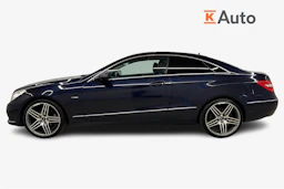 sininen Mercedes-Benz E 2010 kuva 5.