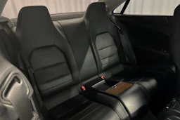 sininen Mercedes-Benz E 2010 kuva 14.