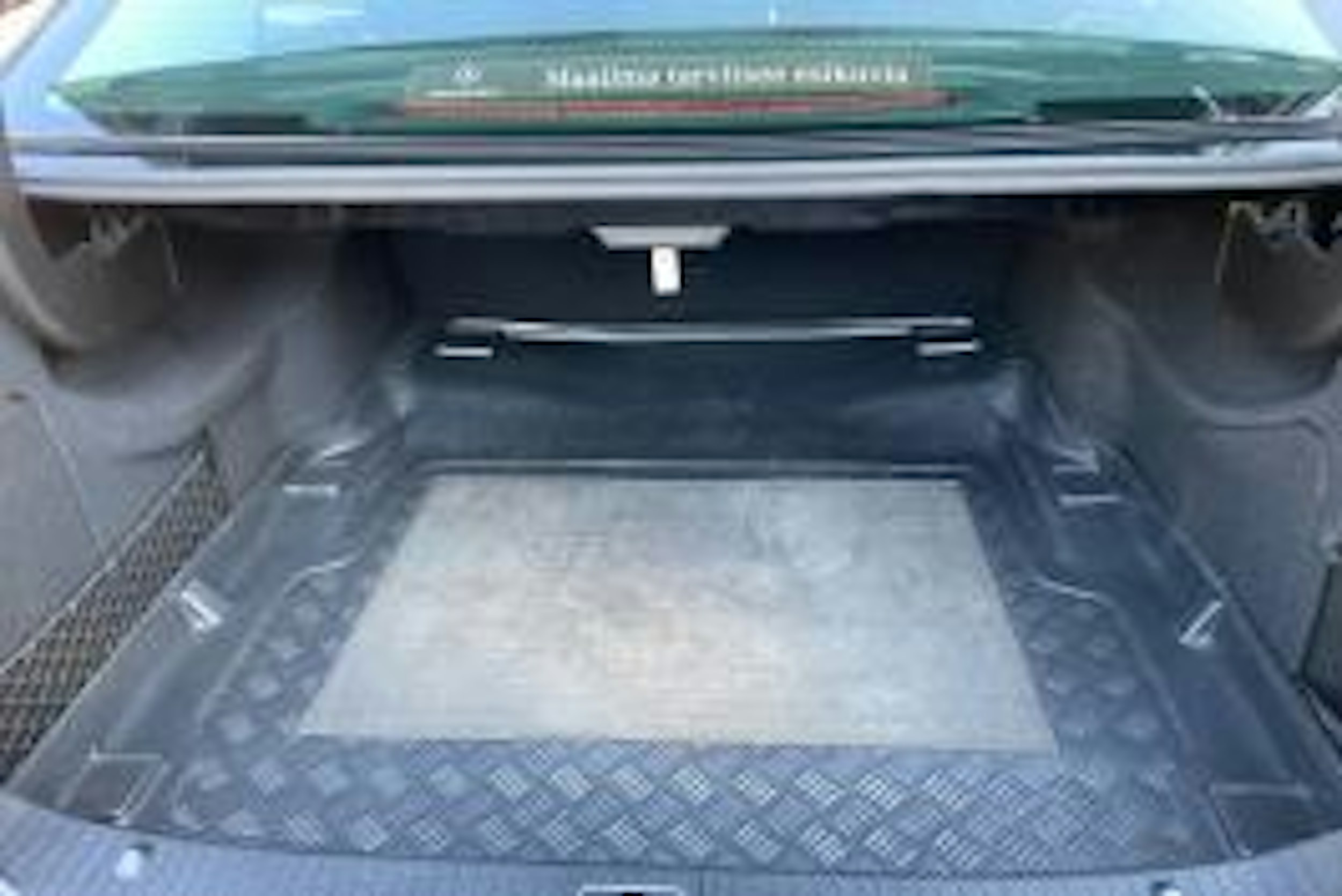 musta Mercedes-Benz E 2010 kuva 13.