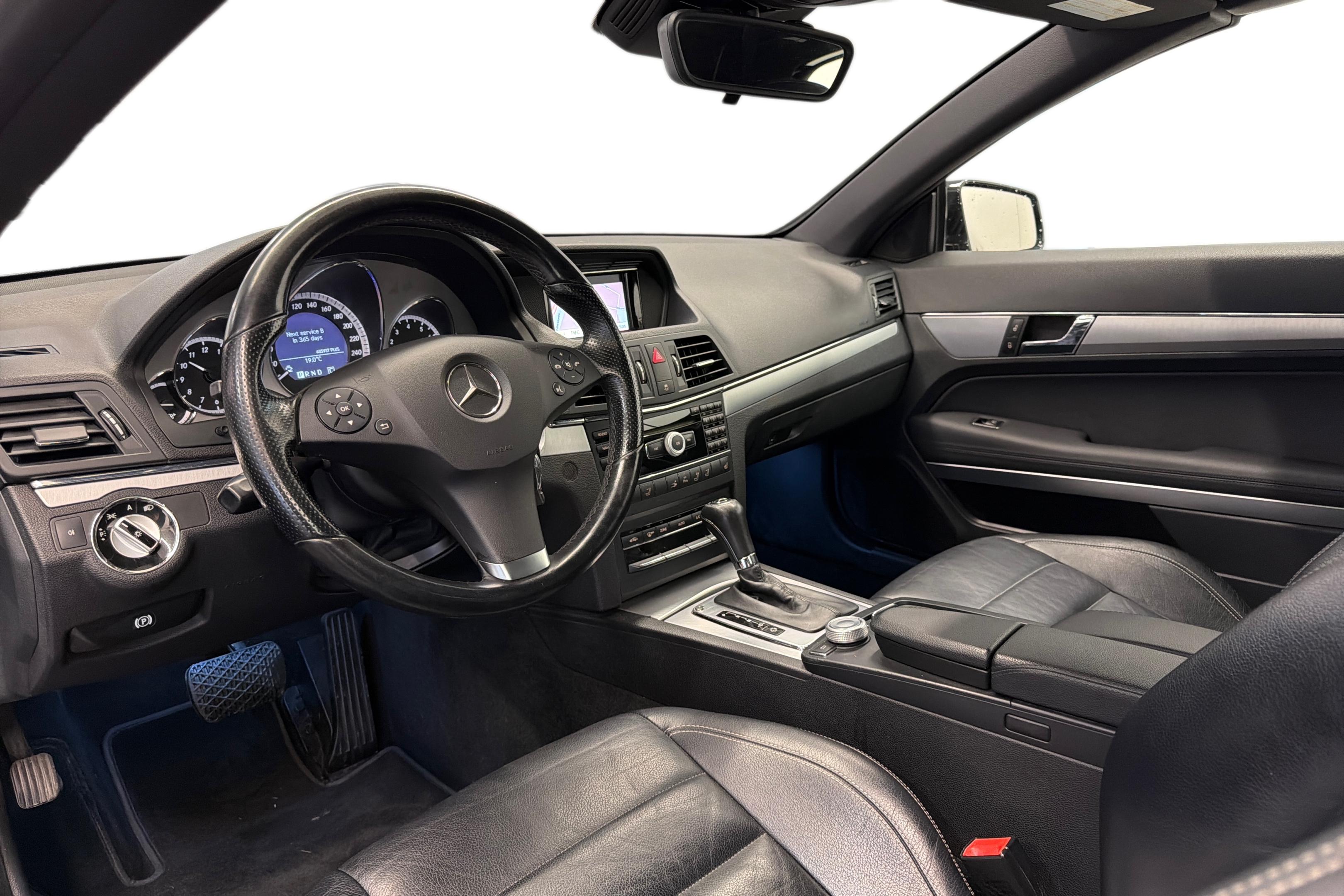 Mercedes-Benz E 250 CGI BE Cabriolet A 2010, kuva 6/23