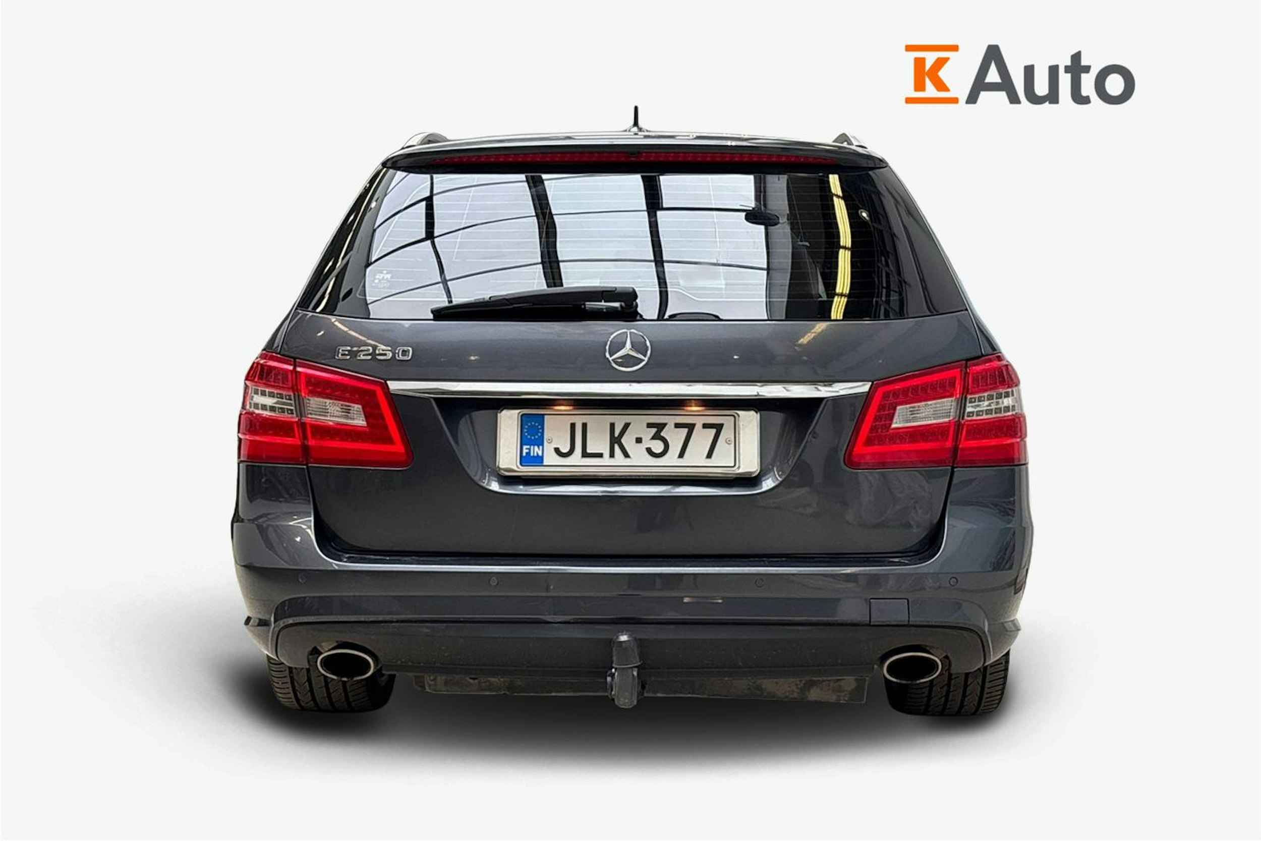 Mercedes-Benz E 2010 kuva 3.