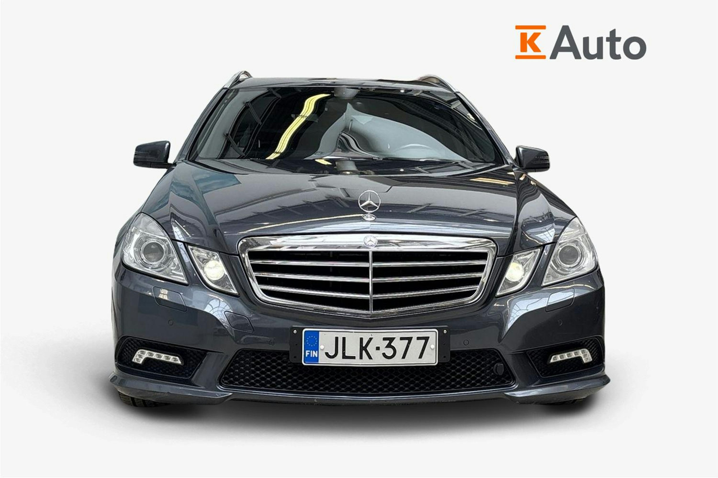 Mercedes-Benz E 2010 kuva 5.