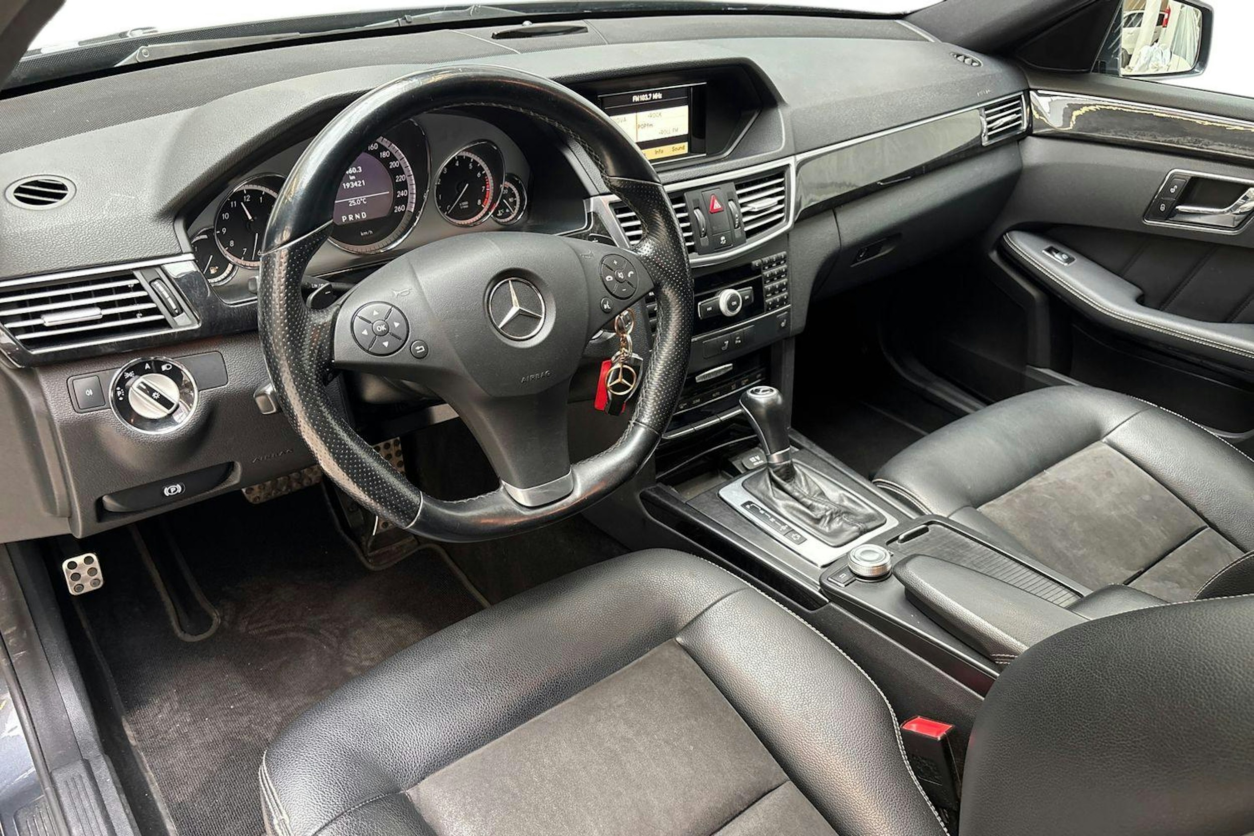 Mercedes-Benz E 2010 kuva 7.