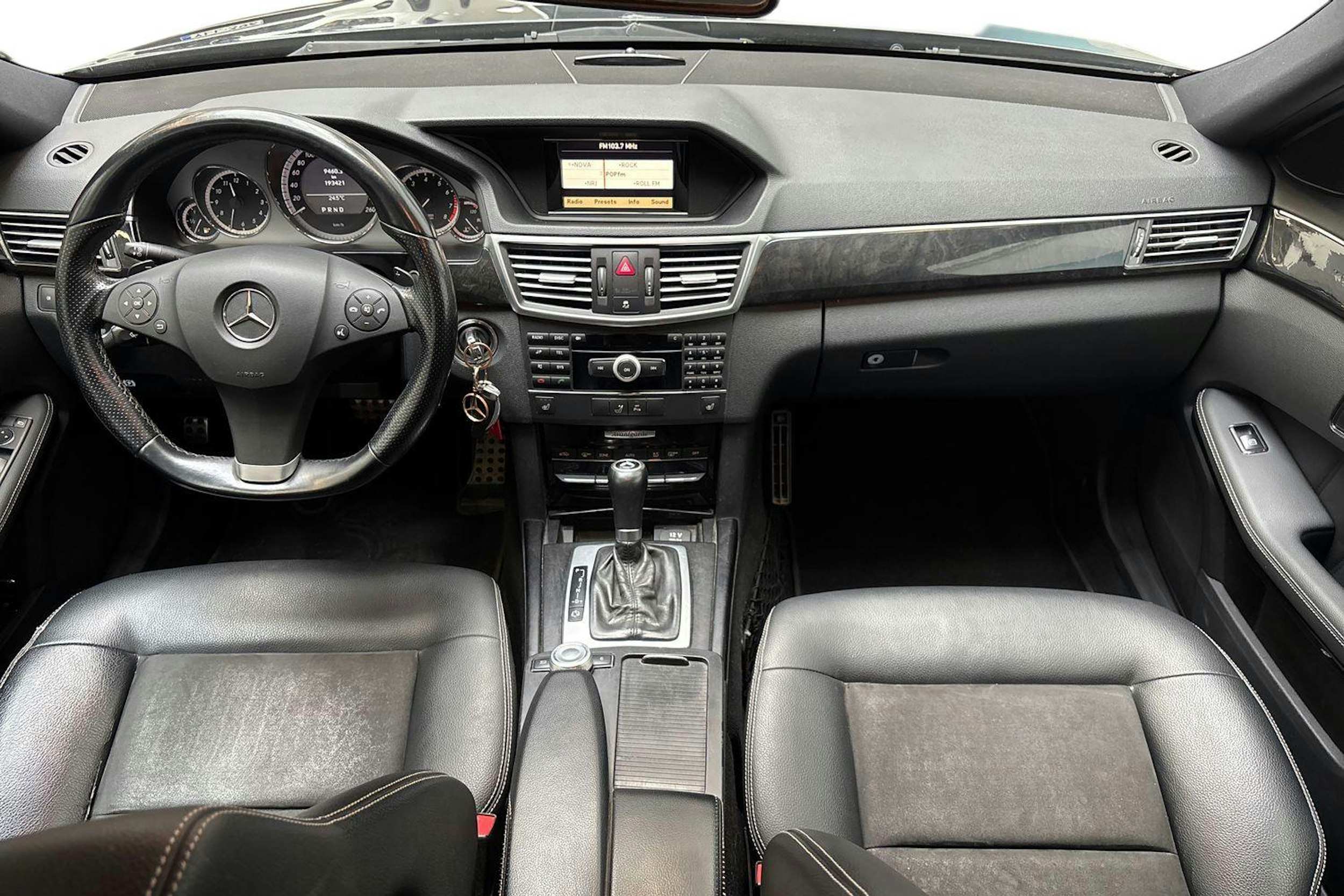 Mercedes-Benz E 2010 kuva 9.