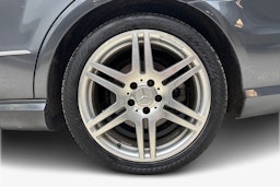 Mercedes-Benz E 2010 kuva 11.