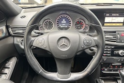 Mercedes-Benz E 2010 kuva 18.