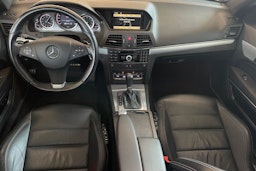 valkoinen Mercedes-Benz E 2010 kuva 9.