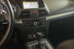 valkoinen Mercedes-Benz E 2010 kuva 21.