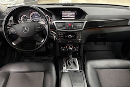 harmaa Mercedes-Benz E 2010 kuva 14.