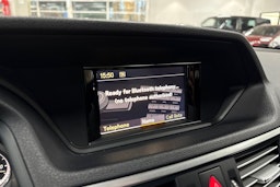 harmaa Mercedes-Benz E 2010 kuva 20.