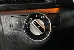 harmaa Mercedes-Benz E 2010 kuva 25.