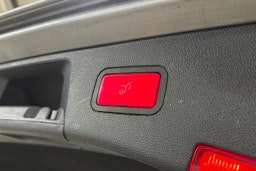 harmaa Mercedes-Benz E 2010 kuva 31.