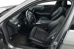 harmaa Mercedes-Benz E 2010 kuva 3.