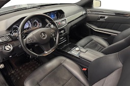 harmaa Mercedes-Benz E 2010 kuva 7.