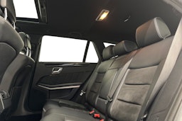 harmaa Mercedes-Benz E 2010 kuva 10.