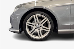 harmaa Mercedes-Benz E 2010 kuva 11.