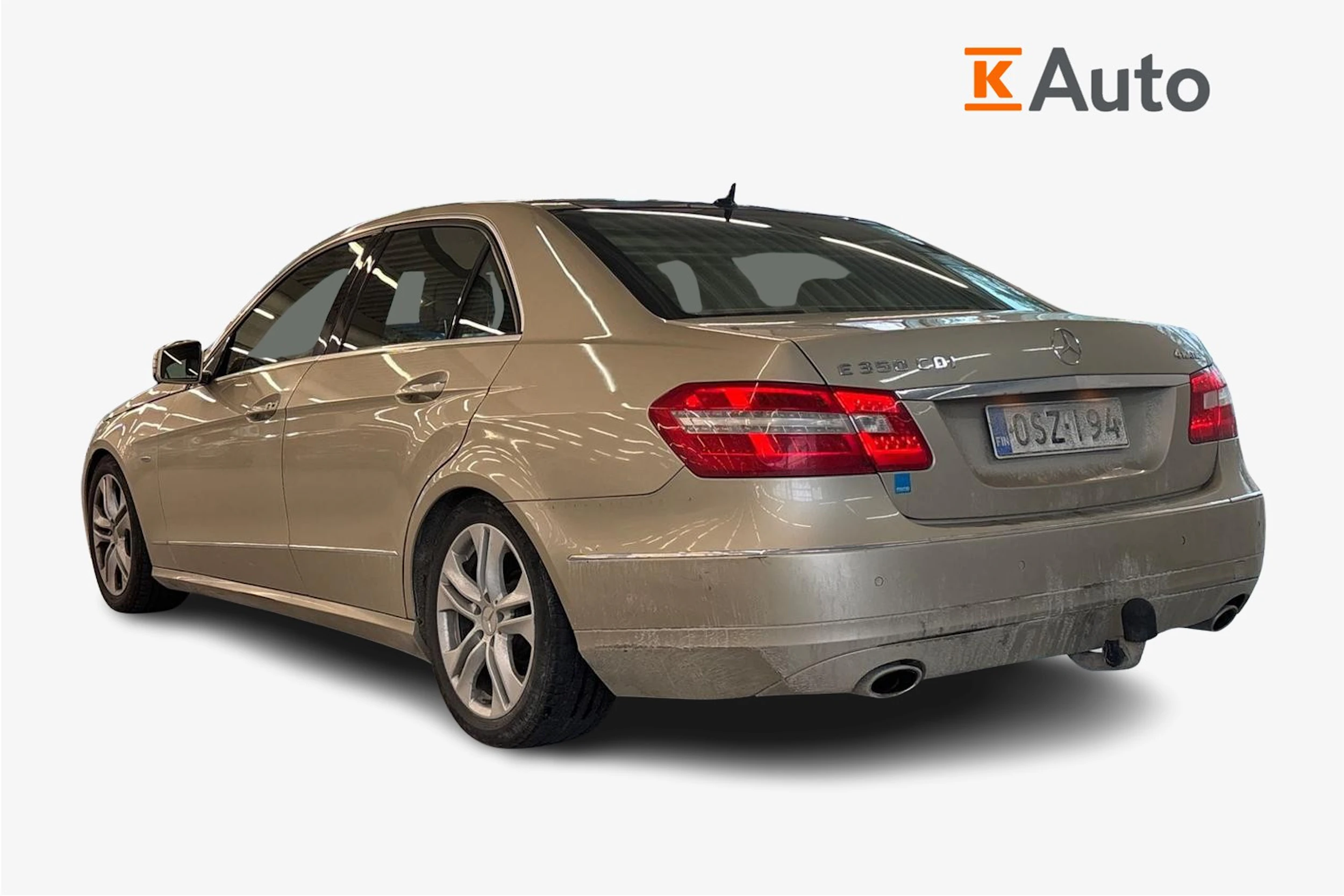 Ruskea (beige) Mercedes-Benz E 2010 kuva 2.